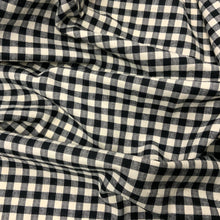 Load image into Gallery viewer, Remnant (1.80 m) Black and Cream Checks  - Cotton Flannel
