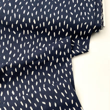 Load image into Gallery viewer, Remnant (1.30 m) Brush Strokes Navy - Cotton Poplin
