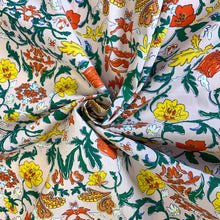 Load image into Gallery viewer, Remnant (1.35m) Flowers Screen Print - Cotton Poplin
